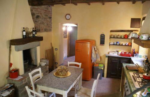 Tradizione Toscana ristrutturata nel 2021 - Foto 12