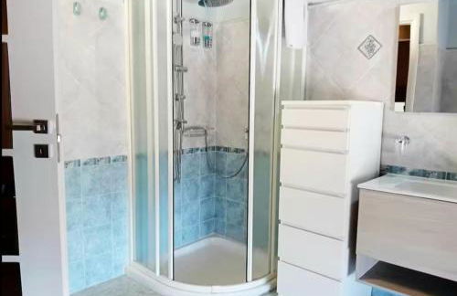 Casa Happy - La mansarda del sorriso con parcheggio privato a Valcorrente - Foto 53