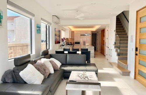 Beach House with Rooftop Jacuzzi - Foto 11