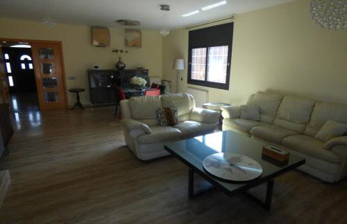 Chalet moderno con PISCINA en Calafell - Foto 20