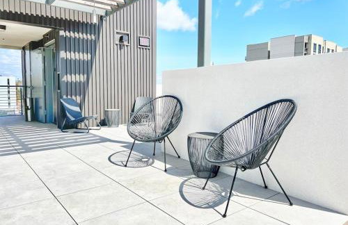 Beautiful One Bedroom Apartment With View of City - Foto 19