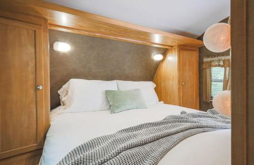 Camper- Relaxing Space After a Day of Hiking - Foto 14