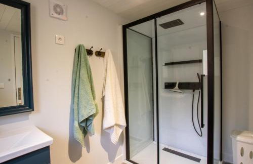 Chalet bois intime avec Wifi, piscine partagée, à 1 km de St Pompont - FR-1-616-429 - Photo 6