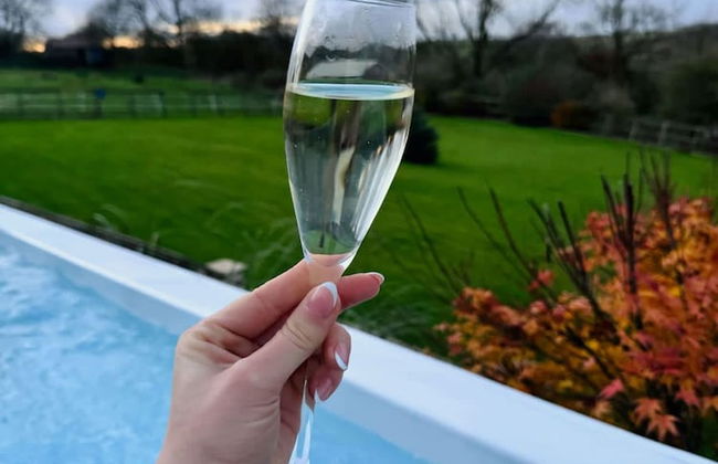 Luxury Langtoft Stud - Sleeps 10 - Photo 8