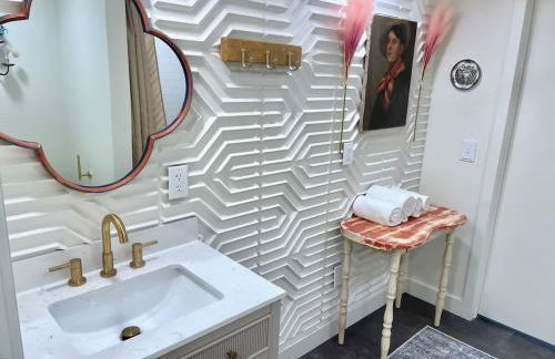 Unique denver loft in rino art district - Photo 35