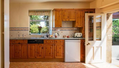 Hilcot Farmhouse - Foto 3, dishwasher, toaster