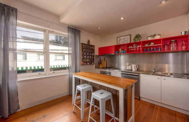 Bright & Sunny 2-bed Unit in the Heart of St Kilda - Foto 3