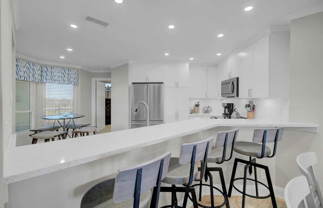 502 Summerhouse by Avantstay Ocean Front Condo w/ Community Pool Access - Foto 4