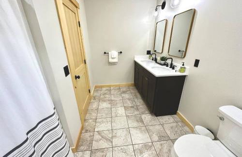 Sunset Over Stanton, New Home w/ Hot Tub/Fire Pit - Foto 22