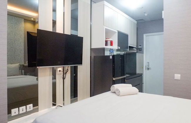 Stylish Studio Apartment Connected to Ciputra World Mall at The Vertu - Foto 14