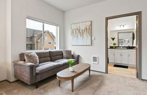 HUGE-Fun-Trendy Apt by Perry District & Downtown - Foto 11