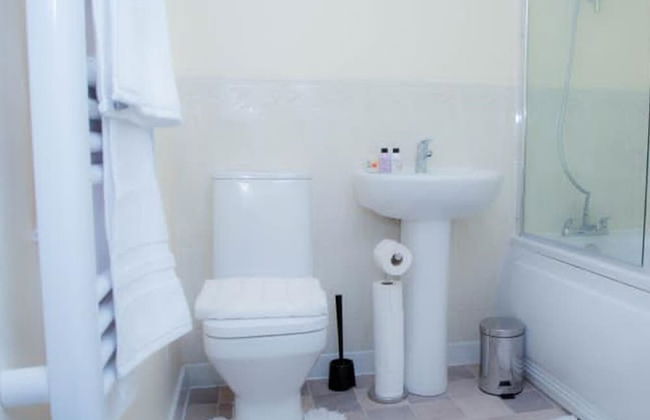 Beautiful two Bedrooms Ensuite Apartment - Foto 14