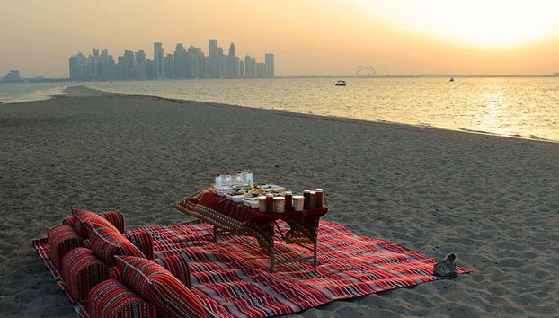 Al Safliya Island Boat Trip - Photo 3, Picnic on the beach in Al Safliya