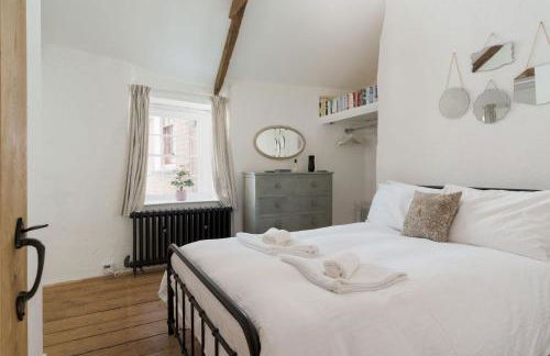 Luxury Cornish Cottage & Modern Cabin with Garden, Central St Agnes - Foto 1