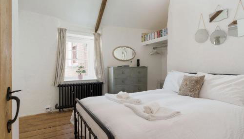 Luxury Cornish Cottage & Modern Cabin with Garden, Central St Agnes - Foto 1