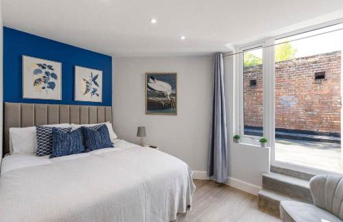 Perfect Flat Next To Highgate Station - Photo 2