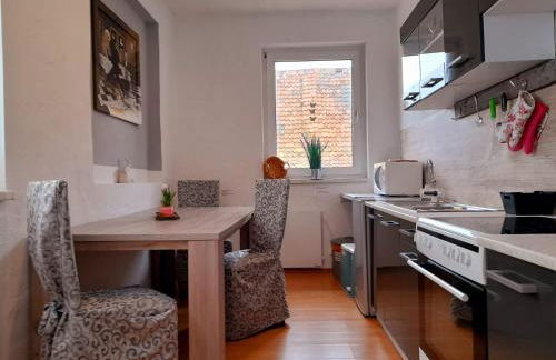 Willkommen in dem Luftkurort und Käsestadt Nieheim Rennstrecke 4km entfernt Fewo1 - Foto 6