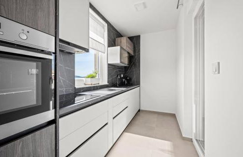 4 Bedroom Cozy Apartment In Srima - Foto 7