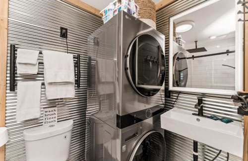 Modern Tiny Cabin, with Hot tub in Choteau MT - Foto 13