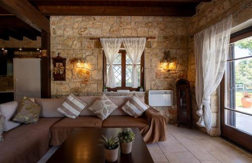 Eco Stone Villa with Private Pool and Jacuzzi - Photo 64