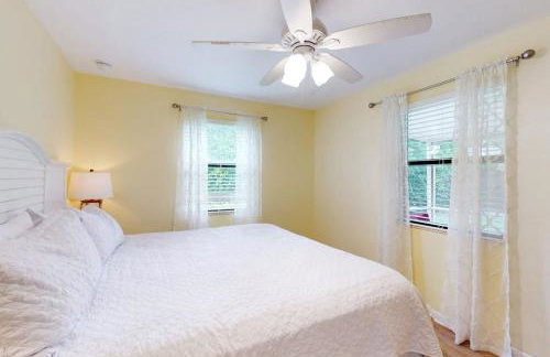 Breezy Bungalow - Foto 13