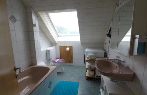 Ferienwohnung Leutkirch offen hell hoch schöne Aussicht - Foto 15