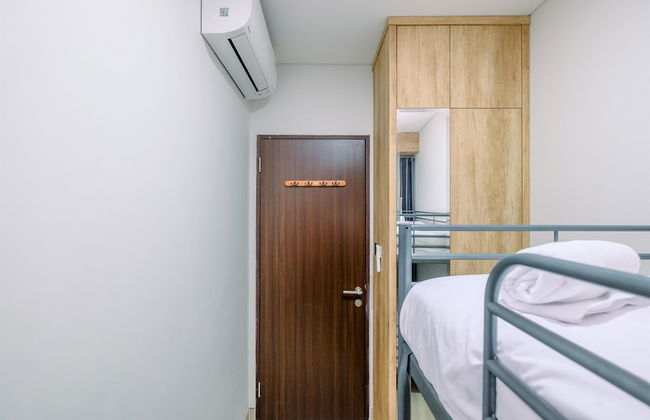 Modern Look And Comfy 2Br Transpark Cibubur Apartment - Foto 7