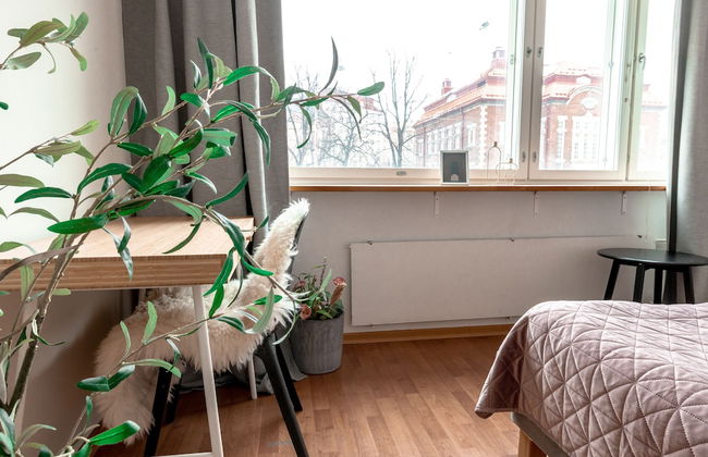 2ndhomes Cozy 1BR Apartment with Balcony - Photo 5