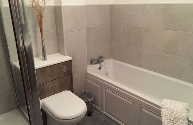 Turnberry Apartments - Photo 46