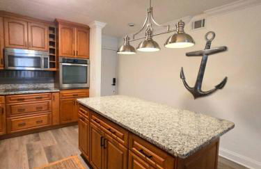 St. Johns Riverside Retreat - Photo 18