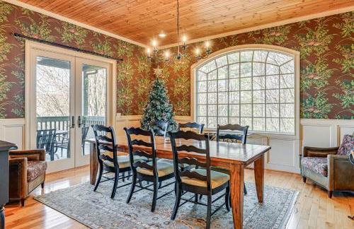 Hot Tub and Water Views Lake Glenville Home! - Foto 12