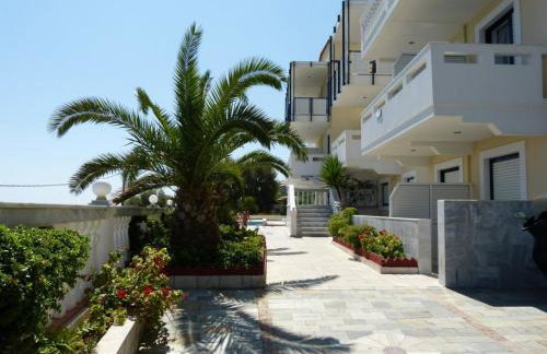 Ostria Seaside Studios and Apartments - Photo 11