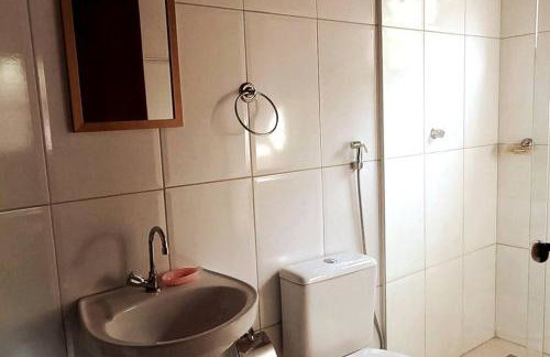 Casa com cachoeira-rio no quintal - Foto 16