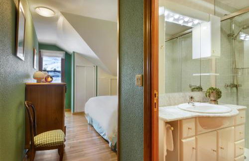 Montesqui Formigal, exclusivo ático con vistas a pistas, guardaesquis y garaje - Foto 10