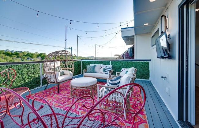 Sky High Cowgirl Luxe 4BR w Rooftopdeck Karaoke - Foto 44