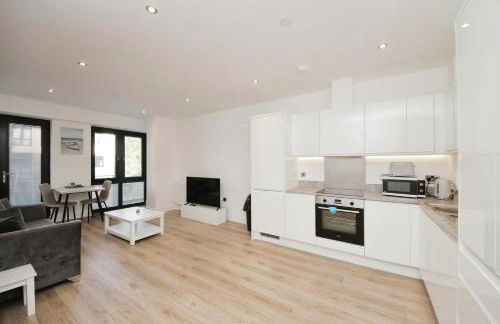 Modern 1-Bed Apart in Central Solihull near NEC - Foto 49
