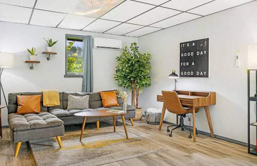 Romantic Garden Studio - 1BR - Indoor Fireplace - Foto 7