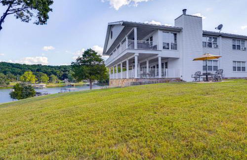 Lake of the Ozarks Haven with Decks, Dock and Kayaks! - Foto 2