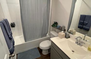 New 4BR Walk to Community Pool & Playground - Foto 48