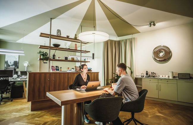 The Circus Apartments - Photo 5