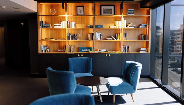 Coin salon dans le hall