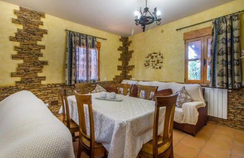 Lujosa Casa Rural el Altico con barbacoa, chimenea y zona infantil - Foto 16