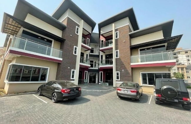 The Azaria Hotel & Apartment - Photo 1