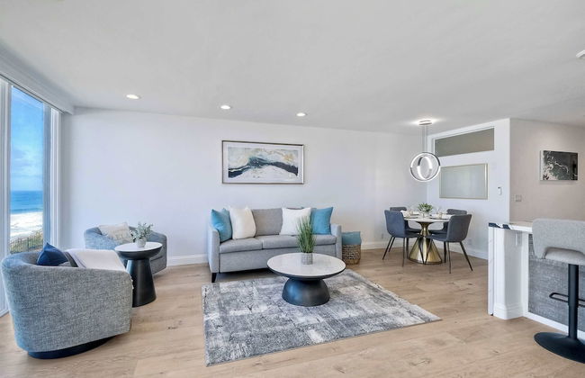 Solana Sunset Stunning Beachside Retreat for 4! - Photo 12