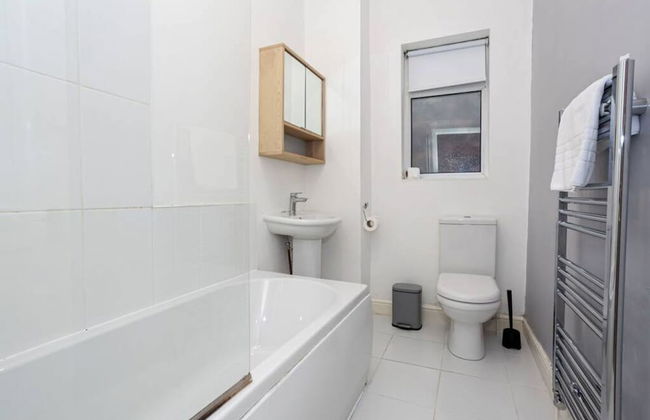 Spacious Cosy 2 Bedroom House by Bridgewater Canal - Foto 16