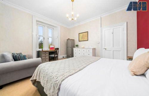 Historic 3 Bed Private Parking Nr Railway Station - Foto 18