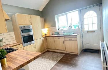 Newcastle Pet friendly 1 bed drive garden 10m city - Foto 7