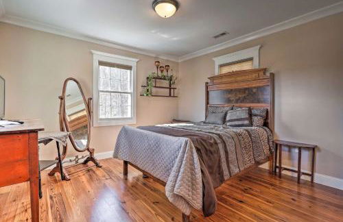 Secluded Getaway Home with Trails and Waterfall! - Photo 22