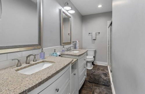 House in a Quiet Neighborhood Downtown - Foto 22