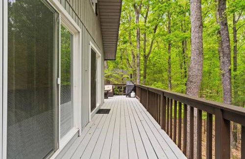 The Gingerbread House - 4 BR chalet, Sunroom, Deck, sleeps 10, modern amenities - Foto 38